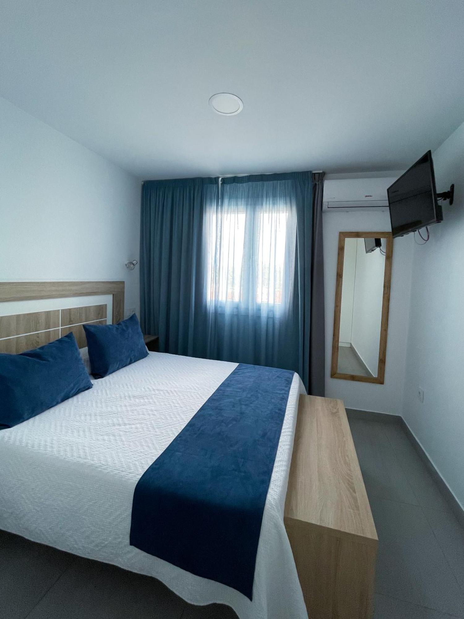 Apartamentos Lusitania Parking Gratis Bajo Disponibilidad Mérida Exterior foto